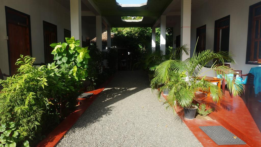 Zimbay Hotel Arugam Bay Buitenkant foto