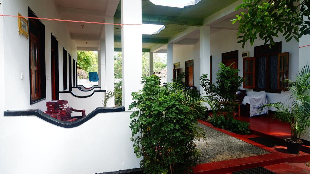 Zimbay Hotel Arugam Bay Buitenkant foto