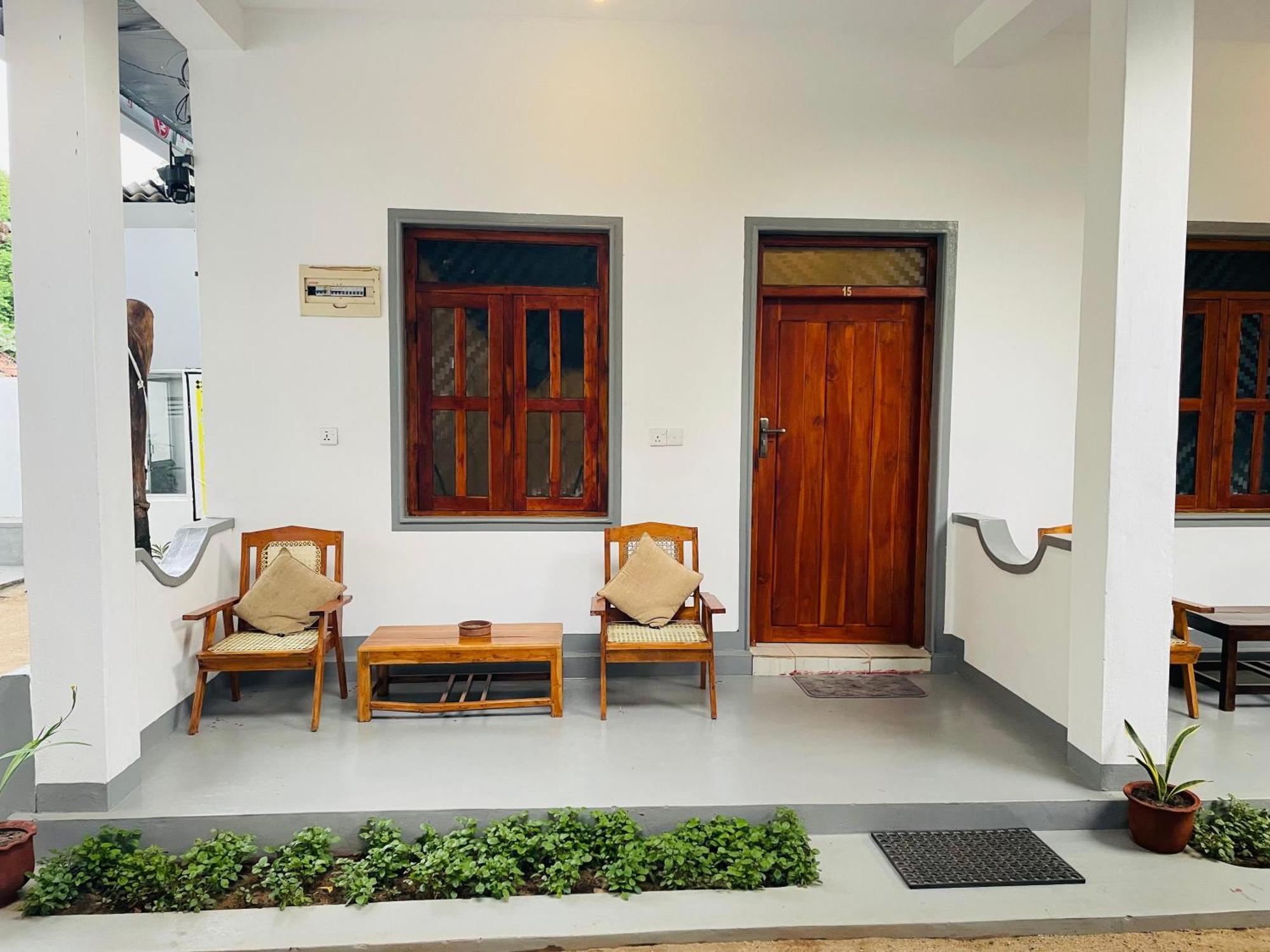 Zimbay Hotel Arugam Bay Buitenkant foto